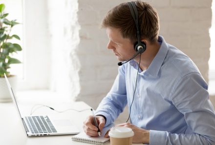 6 Effective Listening Techniques in Communicating with Injured Workers